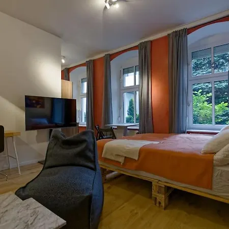 3 Neben Warschauer Platz Und Spree Apartman *